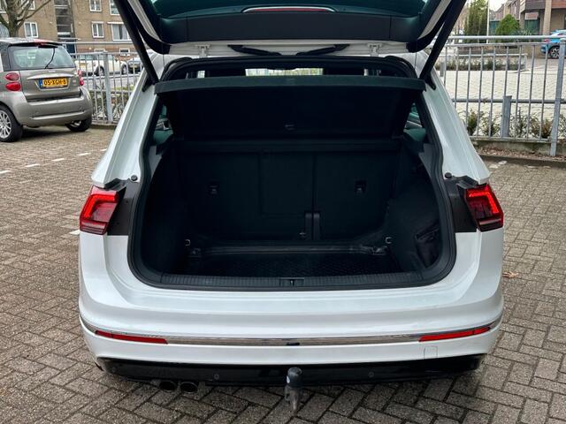 Volkswagen TIGUAN 1.4 TSI ACT HIGHL. Navi Trekhaak Cruise Airco