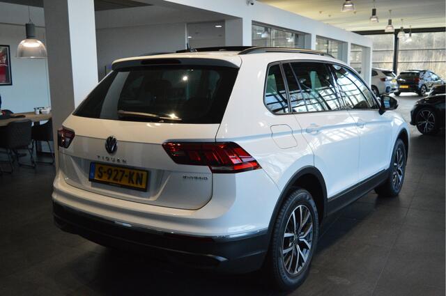 Volkswagen TIGUAN 1.4 TSI eHybrid pano led pdc head up 245 pk !!