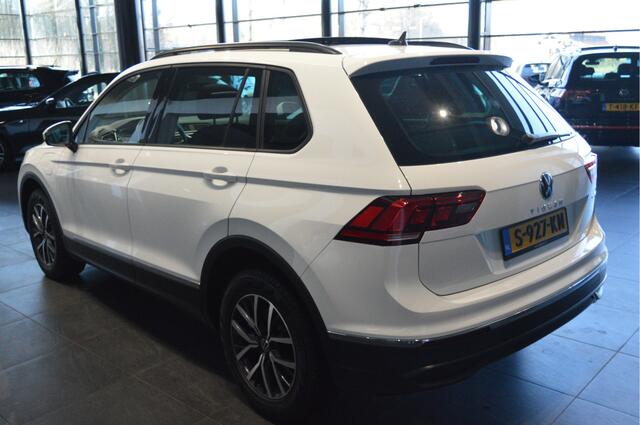 Volkswagen TIGUAN 1.4 TSI eHybrid pano led pdc head up 245 pk !!