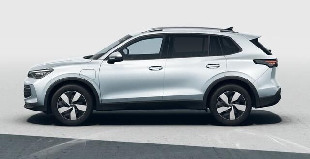 Volkswagen TIGUAN 1.5 eHybrid Life Edition / Trekhaak / Side Assist / Navi / 18'' LMV / VW