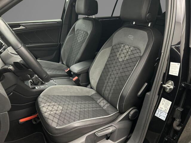 Volkswagen TIGUAN R-Line Business+ 1.5 TSI 150pk DSG Automaat Trekhaak, Harman Kardon audio, Adaptive cruise control, Panoramadak, Achteruitrijcamera, Navigatie