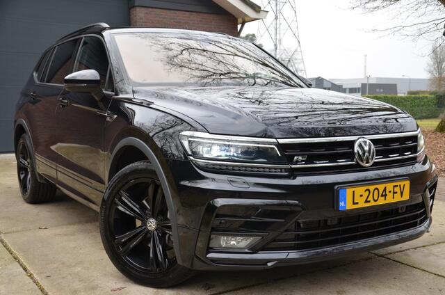 Volkswagen TIGUAN Allspace 1.5 TSI Highline Business R Line 7 Persoons.. Automaat/Navi/Pdc/Ecc/Led/Virtual dashboard/Achteruitrijcamera/Panoramadak/Cr-Controle/19-Inch Lmv/Trekhaak elektrisch uitklapbaar/2X R Line/Stoelverwarming