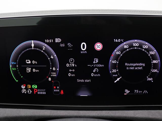 Volkswagen TIGUAN 1.5 eHybrid R-Line Edition 272PK DSG Pano-Schuifdak, Black Style, Trekhaak, 20" LM Velgen, Memorystoel, Head-Up Display, Matrix LED-Verlichting, 360gr. Camera, Navi, Elektr. Achterklep