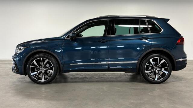 Volkswagen TIGUAN 1.4 TSI eHybrid R-Line Business+ | Pano Dak | DCC | Winter pack | PHEV