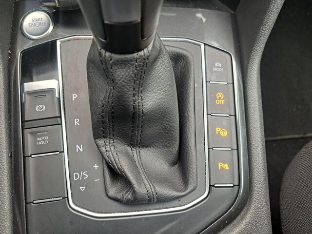 Volkswagen TIGUAN Allspace 1.5 TSI 150 Pk Highline Business R Dsg-7 Leder Pano