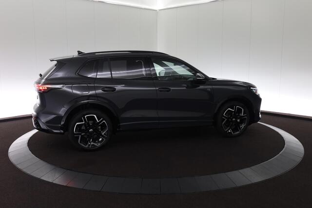 Volkswagen TIGUAN 1.5 TSI R-Line -Black Style / Pano / Trekhaak-