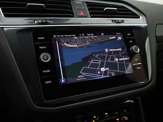 Volkswagen TIGUAN 1.5TSI/150PK R-Line Black Style DSG Navigatie · Apple Carplay/Android Auto · Camera + Parkeersensoren · Garantie t/m 17-02-2026 of 80000km.