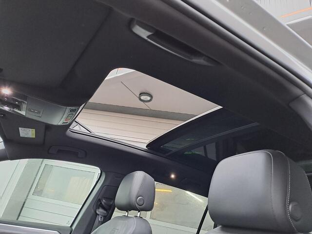 Volkswagen TIGUAN Allspace 2.0 TSI 4Motion Highline Business R-Line, 7-Persoons, Panoramadak, Trekhaak, Virtual Cockpit, ACC,