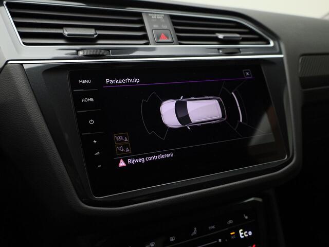 Volkswagen TIGUAN 1.4TSIeHybrid 180kW/245PK R-Line Black Style DSG · Panoramadak · Apple Carplay/Android Auto · Camera + Parkeersensoren