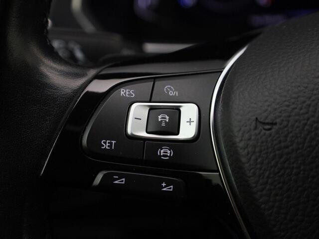 Volkswagen TIGUAN Allspace 1.5TSI/150PK Comfortline Business DSG · Panoramadak · Apple/Android Car Play · Navigatie