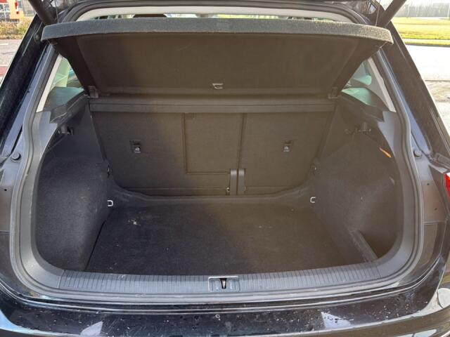 Volkswagen TIGUAN 1.5 TSI ACT Highline R-line verwacht