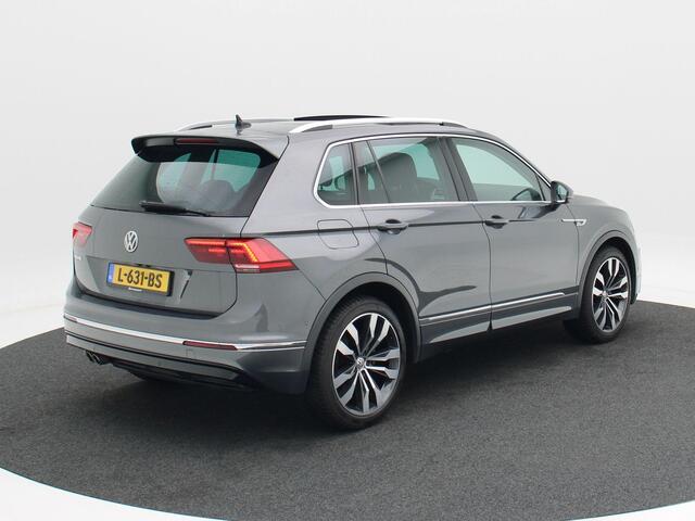 Volkswagen TIGUAN 1.5 TSi ACT Highline Business R 150 Pk Automaat | Panoramadak | Trekhaak Elektrisch | Leder | Virtual Cockpit | Adaptive Cruise | Camera | 20 Inch | 79.522 Km