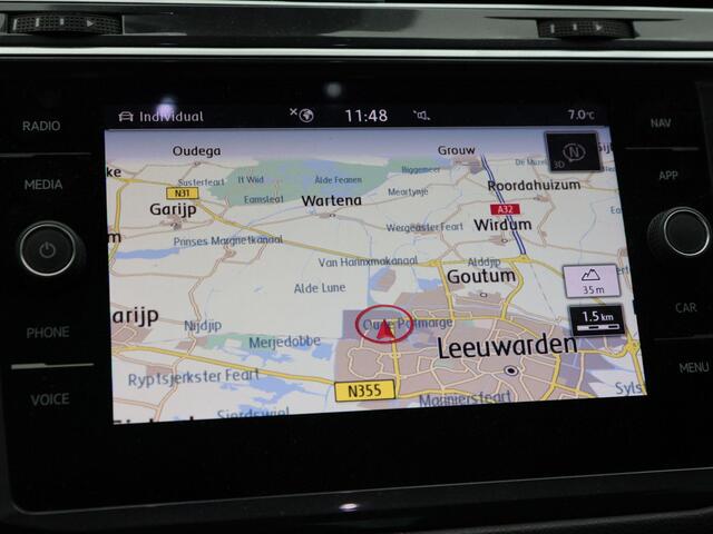 Volkswagen TIGUAN 1.5 TSi ACT Highline Business R 150 Pk Automaat | Panoramadak | Trekhaak Elektrisch | Leder | Virtual Cockpit | Adaptive Cruise | Camera | 20 Inch | 79.522 Km