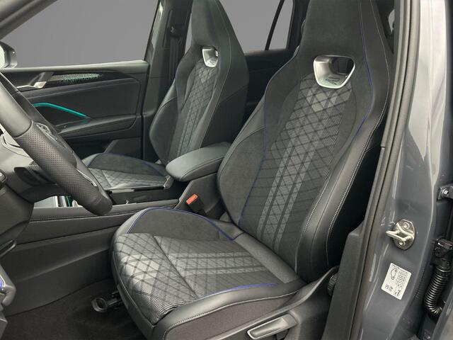 Volkswagen TIGUAN R-Line Edition 1.5 TSI eHybrid 272pk DSG Automaat Trekhaak, Panoramadak, Harman Kardon audio, Adaptive cruise control, Black style, Navigatie