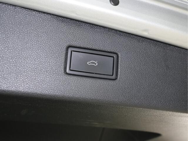 Volkswagen TIGUAN 1.4 TSI eHybrid PHEV 245pk R-Line Panorama dak 20"suzuka Parkassist 360 camera