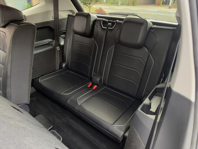 Volkswagen TIGUAN Allspace 1.5 TSI AUT 7PERS 3xR-LINE PANODAK LEDER NAVI CAMERA DIGI-DASH APPLE-CARPLAY LED LMV PDC