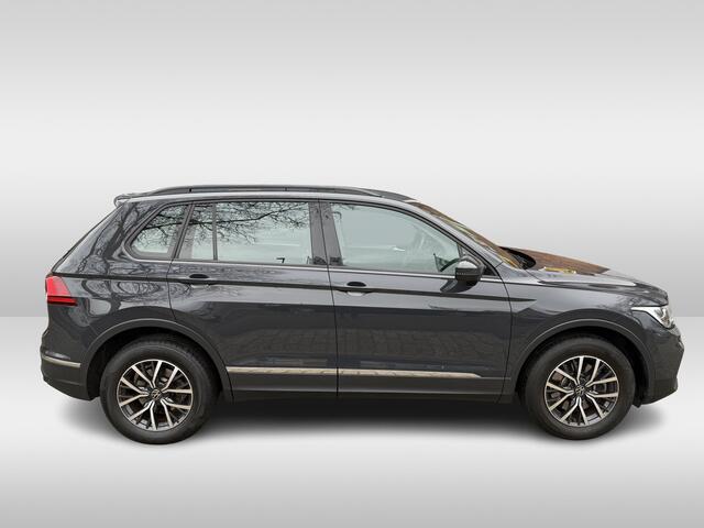 Volkswagen TIGUAN 1.4 TSI eHybrid Business 245 PK | stuur + stoel verwarming | | 17 inch velgen | lichtmatalen wielen |