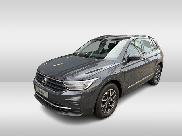 Volkswagen TIGUAN 1.4 TSI eHybrid Business 245 PK | stuur + stoel verwarming | | 17 inch velgen | lichtmatalen wielen |