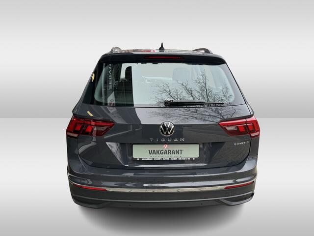 Volkswagen TIGUAN 1.4 TSI eHybrid Business 245 PK | stuur + stoel verwarming | | 17 inch velgen | lichtmatalen wielen |