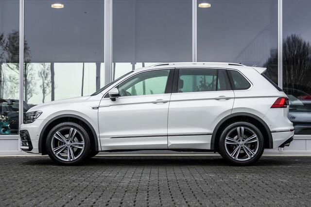 Volkswagen TIGUAN 1.5 TSI ACT Highline Business R | Pano | E-Trekhaak