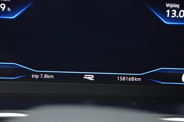 Volkswagen TIGUAN 1.5 TSI R-Line Business+ Navi/Pdc/Ecc/Achteruitrijcamera/Panoramadak/Virtueel dashboard/Privacy-Glass/Cr-Controle/19-Inc Lmv/Cruise control adaptief met Stop&Go/Koplampverlichting LED Matrix (IQ.Light)