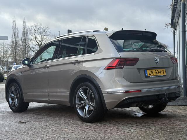 Volkswagen TIGUAN 1.4 TSI ACT Highline Business R | AUTOMAAT | TREKHAAK | VIRTUAL | FULL LED |