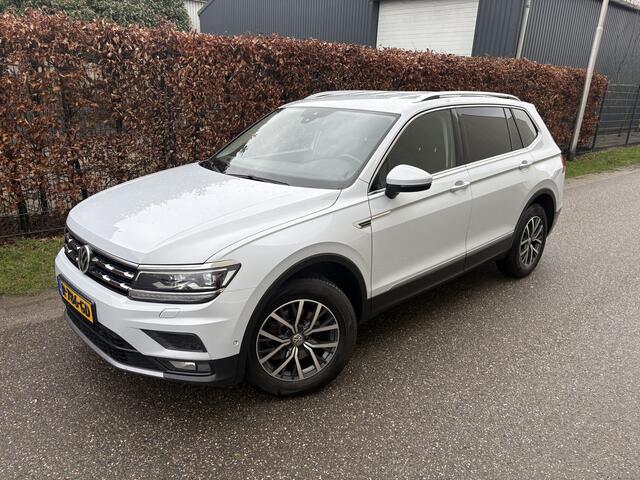 Volkswagen TIGUAN Allspace 1.4 TSI Comfortline / NAVI / STOELVERWARMING / CRUISE / 104dkm!