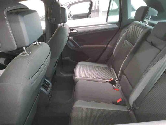 Volkswagen TIGUAN 1.4 TSI eHybrid 245pk PHEV Life Active / Trekhaak / 360 Camera / Travel Assist