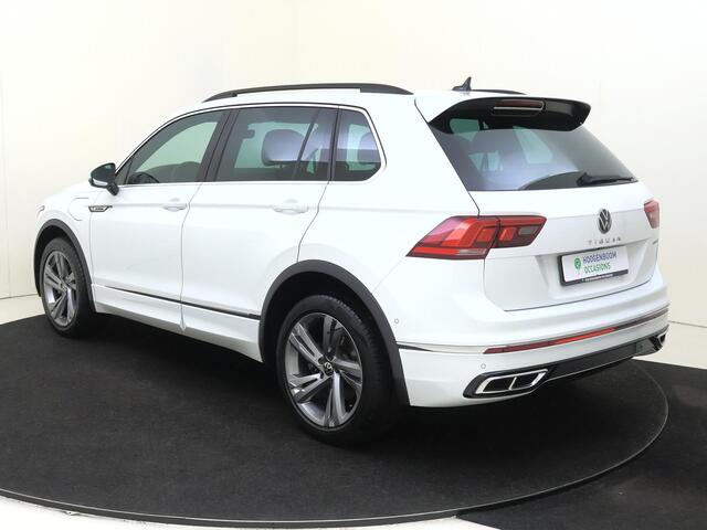 Volkswagen TIGUAN 1.4 TSI eHybrid R-Line Business | SoH 95% | Achteruitrijcamera | Adaptieve cruise control | 3-zone airco | Dodehoek detectie | Keyless | CarPlay | Parkeerassistent | Digital cockpit |