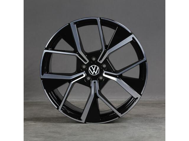 Volkswagen TIGUAN 1.5 eTSI R-LINE LEDER/PANO-DAK/TREKHAAK/CAMERA/ACC