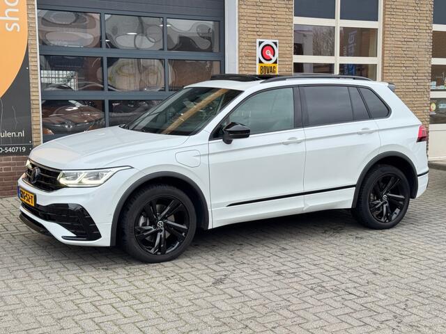 Volkswagen TIGUAN 1.4 TSI eHYBRID R-LINE PANODAK/IQ-LED/ACC/TREKHAAK/BLACKLINE/FULL OPTIONS!