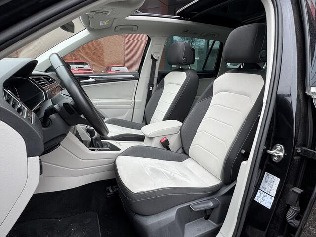 Volkswagen TIGUAN 1.4 TSI eHybrid Business+ // PANO SCHUIF-DAK // NAVI // ADAPTIVE CRUISE // AFN. TREKHAAK // ELEK. ACHTERKLEP // PDC V+A //