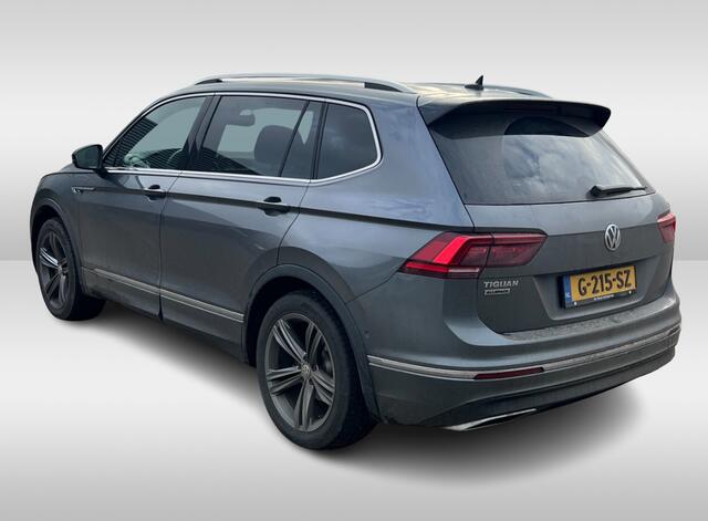 Volkswagen TIGUAN Allspace 1.5 TSI Highline Business R 7p. / NL Auto! / 1e Eign. / Panoramadak / Camera / Keyless / 19'' / CarPlay / Stoelverwarming / DAB / ACC
