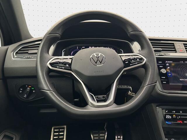 Volkswagen TIGUAN 1.4 TSI eHybrid R-Line BLACK ST. ** IQ LIGHT, VIRTUAL, PANORAMA, TREKH, 19-inch LMV ** 1e EIG - UNFALLFREI ** ** INFORMEER OOK NAAR ONZE AANTREKKELIJKE FINANCIAL-LEASE TARIEVEN **