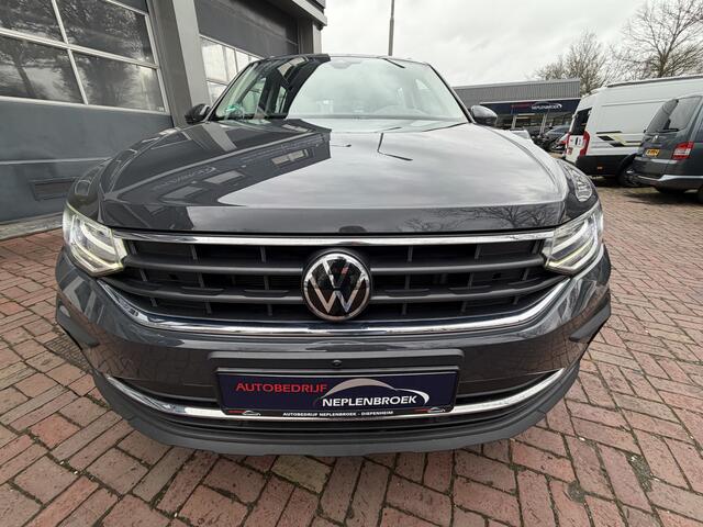 Volkswagen TIGUAN 1.4 TSI eHybrid R-Line Business+ Plug Hybride Bj 2022 204pk Km 1e eigenaar !!