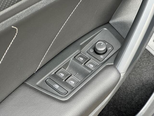 Volkswagen TIGUAN 1.4 TSI eHybrid R-Line | Trekhaak | Dode hoek | 360 Camera | 20 inch | Discover Pro | rijklaar incl. 1 jaar Bovag garantie