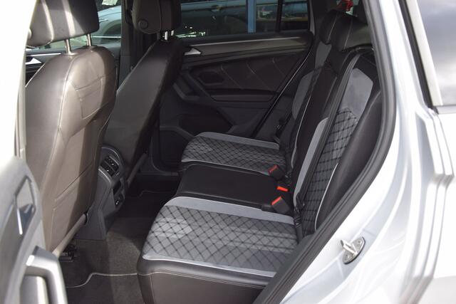 Volkswagen TIGUAN 1.4 TSI 150PK eHybrid R-Line Business+ DSG Automaat PHEV Plug-in Hybride | SOH 93% | Org. NL | BOVAG Garantie | Trekhaak | Full LED | Vitrual Dashboard | Camera |