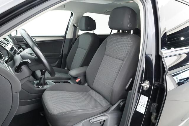 Volkswagen TIGUAN Allspace 1.4 150 PK TSI Comfortline | Afn. Trekhaak | 1800KG Trekgewicht | Nav+CarPlay | Stoelverw. | PDC | LED | Elek. Achterklep | 20''