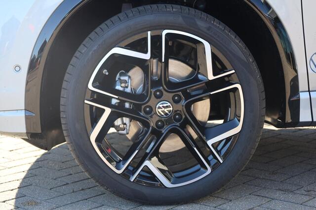 Volkswagen TIGUAN 1.5 eHybrid R-Line Edition 204PK / 150kW DSG, Demonstratie voertuig (beschikbaar per 1 september 2026), dodehoekdetectie (side assist), rondomzichcamera (area view), parkeersensoren voor en achter (pdc), navigatie, Apple Carplay / Android Auto, draadloos