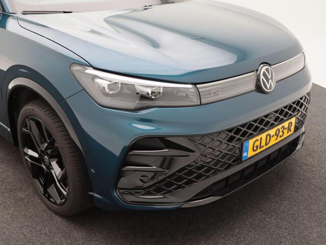 Volkswagen TIGUAN 1.5 eHybrid 204 Pk Automaat R-Line Business | Trekhaak | Camera | Full LED | Stoel Verwarming/Koeling | 20 Inch | 13.732 Km !!