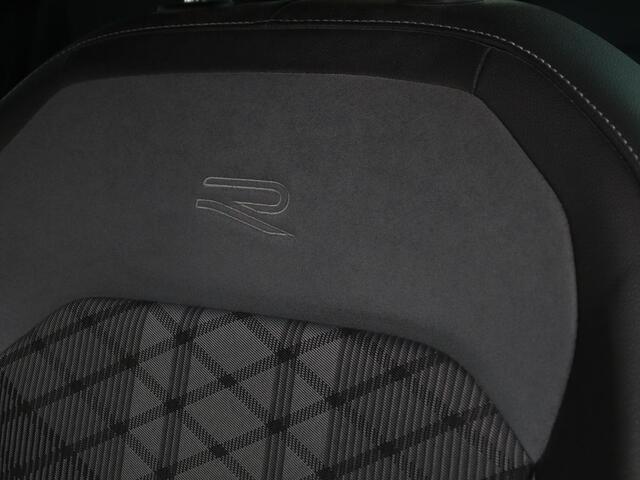 Volkswagen TIGUAN 1.5 TSI R-Line | Stoelverwarming | Adaptive cruise | Matrix LED | Keyless | 19'' | Parkeerhulp | Virtual Cockpit | Carplay | Navigatie | Climate control