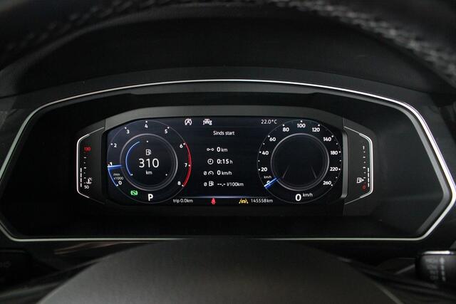 Volkswagen TIGUAN 1.5 TSI ACT Highline Trekhaak | Virtual Cockpit | Carplay | Alcantara | Adapt. Cruise | LED | 18" LMV | PDC V+A