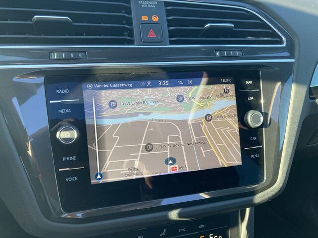 Volkswagen TIGUAN 1.4TSI/245PK DSG eHybrid Elegance · Panoramadak · Apple/Android Car Play · Camera + Parkeersensoren ·