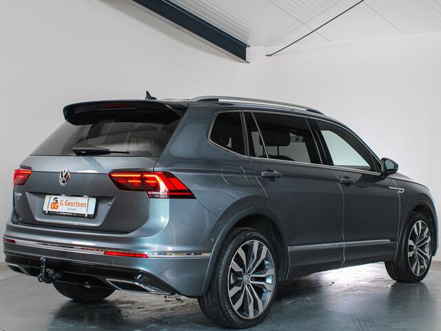 Volkswagen TIGUAN Allspace 1.5 TSI, Highline R-Line, 7-Persoons, Elek. Trekhaak, Panoramadak, Apple Carplay/Android Auto, Led, Massage, Camera,
