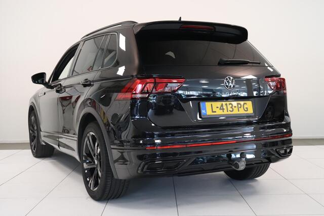 Volkswagen TIGUAN 1.5 TSI R-Line | Matrix LED | Black style | Trekhaak | AppleCarplay AndroidAuto Navigatie |