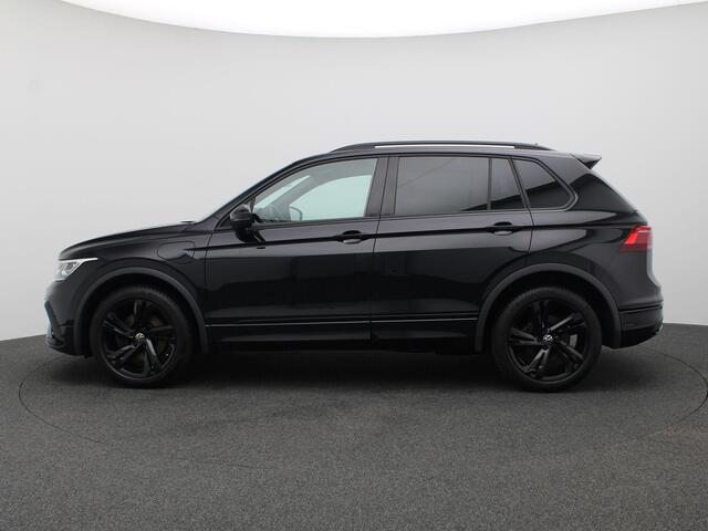 Volkswagen TIGUAN 1.4 TSI eHybrid R-Line Business+ 245PK DSG SOH 91%, Trekhaak, Black Style, 19" LM Velgen, Keyless, Stoel-Stuurverwarming