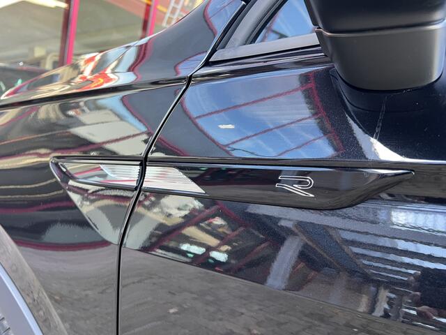 Volkswagen TIGUAN 1.5 TSI R-Line Business+ | Black Style | PDC | ACC | Trekhaak | Stoel/Stuurverw. | Navi |