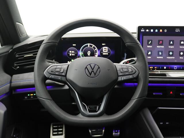 Volkswagen TIGUAN 1.5 eHybrid R-Line Edition 272PK DSG Pano-Schuifdak, 20" LM Velgen, Harman Kardon Audio, Leder, Memorystoel, Keyless, Side Assist, 360gr. Camera, Matrix LED-Verlichting