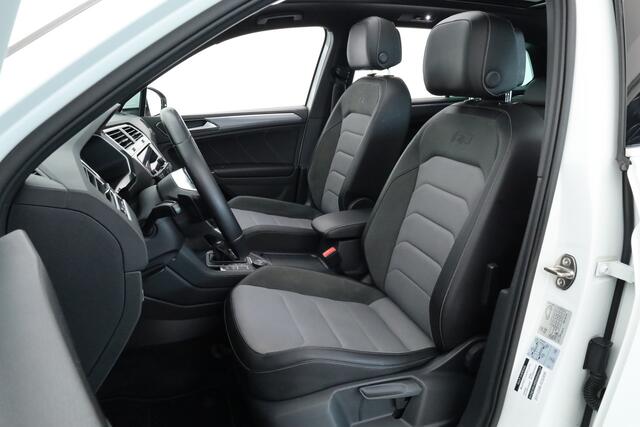 Volkswagen TIGUAN 2.0 TSI 4Motion R-Line DSG 220pk! | Pano | 360cam | Elek. Trekhaak | Adapt. Cruise | Stoelverw. | 20'' | Digi. Dashboard