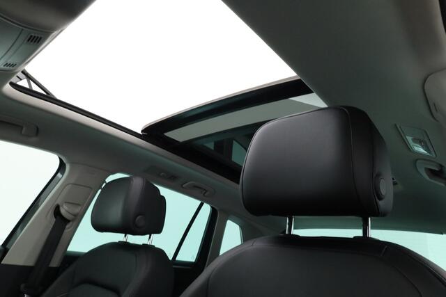 Volkswagen TIGUAN 1.4 TSI ACT Highline DSG | Digi. Dashboard | Pano | Leder | Stoel- Stuurverw . | 360cam | Elek. Trekhaak